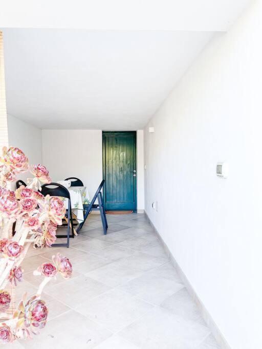 Hibryd: In Centro, A Due Passi Dal Mare Villa Oristano Exterior photo